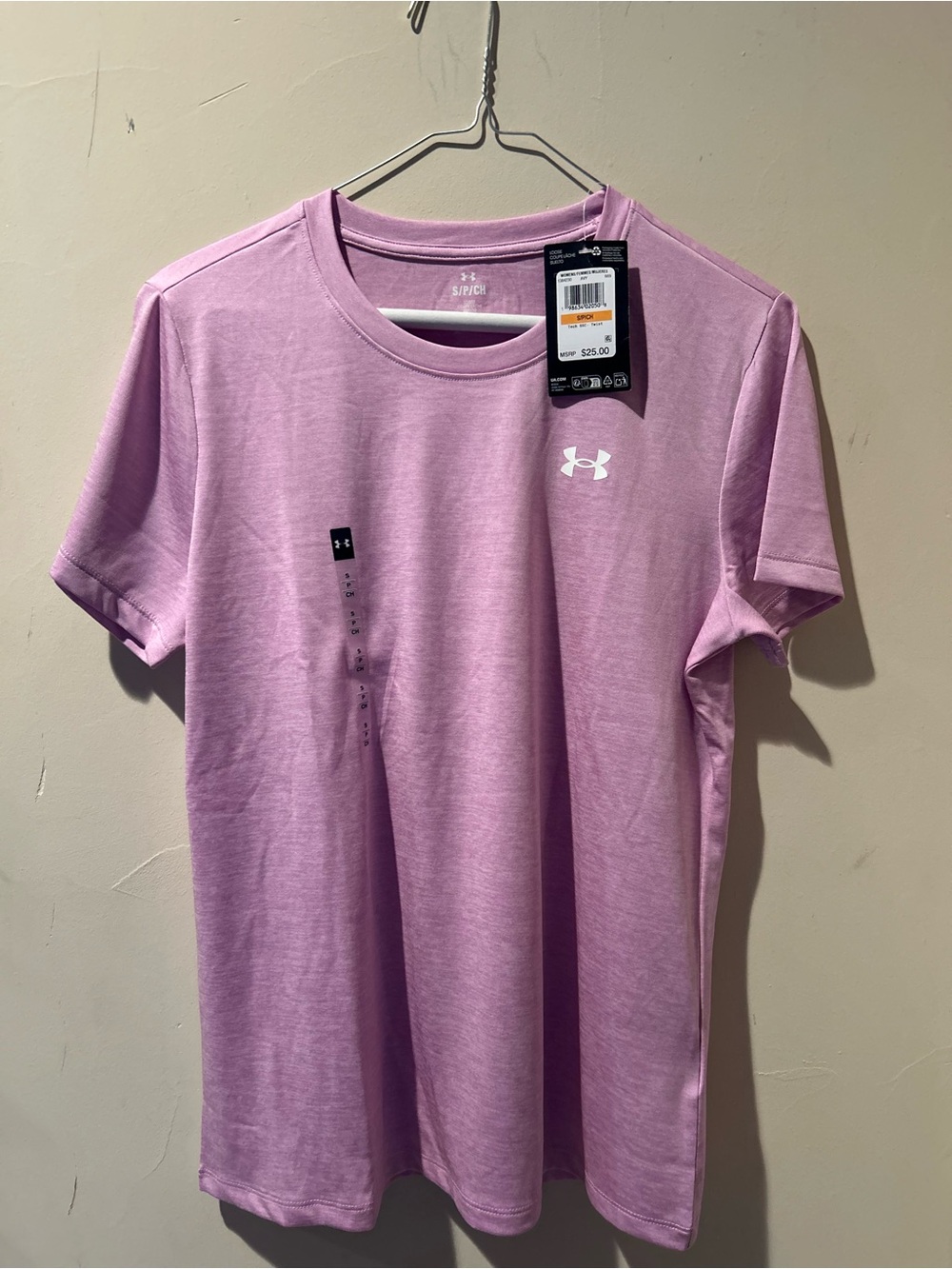 Under Armour women’s  Lightweight Pink Performance T-Shirt
